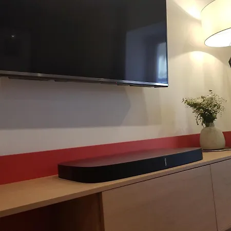 Bonnies & דירה ולנסיה