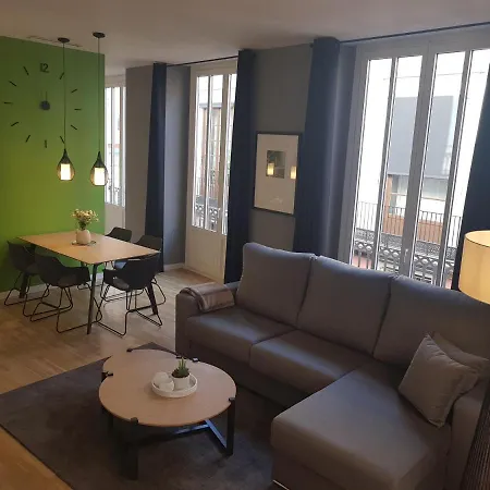 Bonnies & דירה *